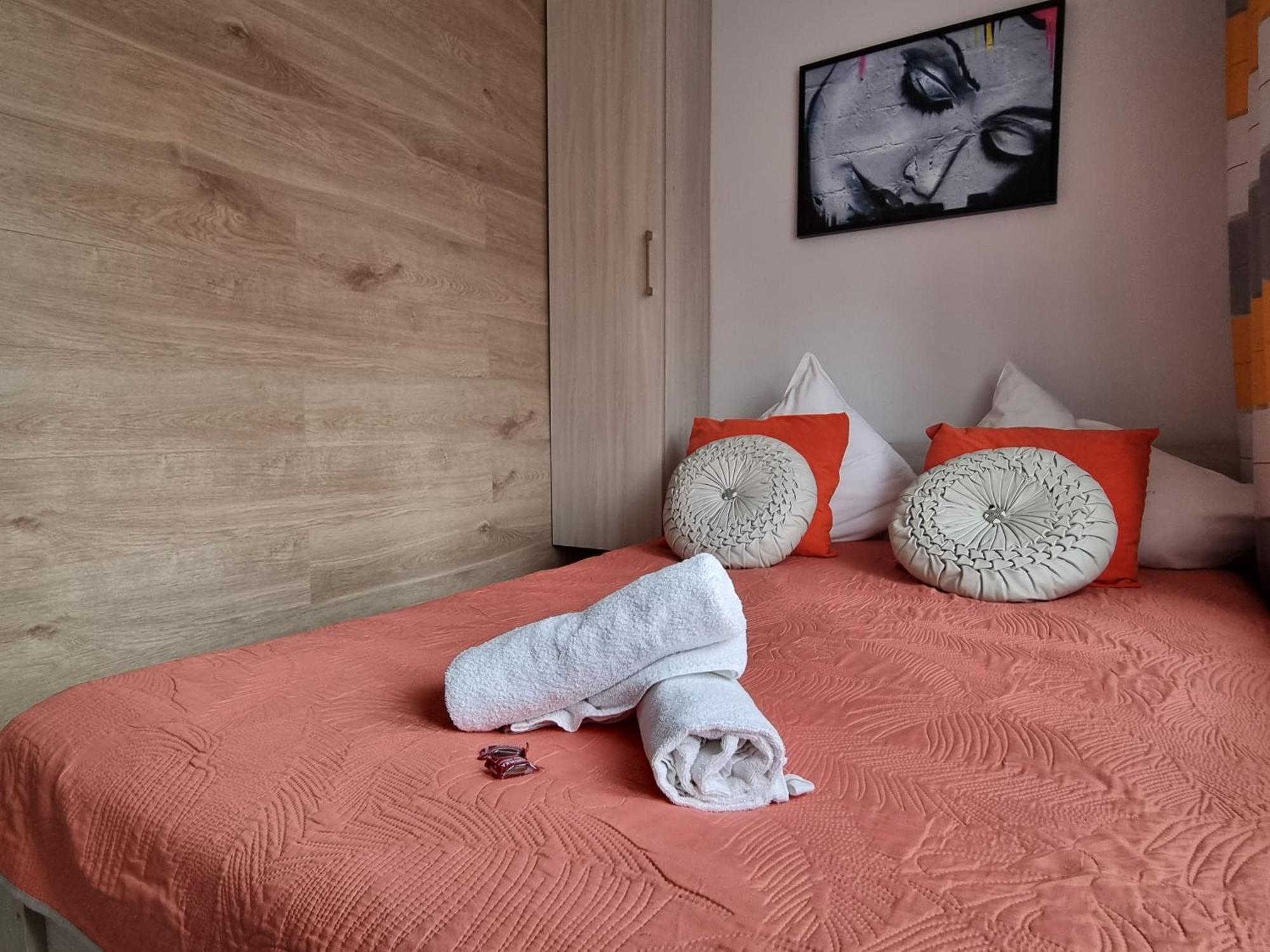 Apartament Q Apart Zachodnia - 3 Pokoje, Parking, Netflix Łódź Zewnętrze zdjęcie